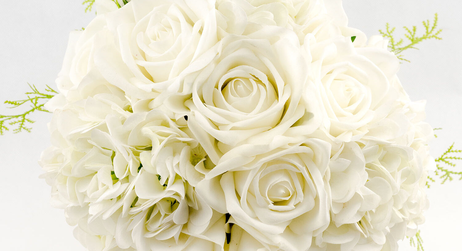 5 Things to Know about Artificial Wedding Flowers