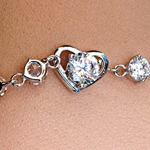 Heart Bracelet closeup